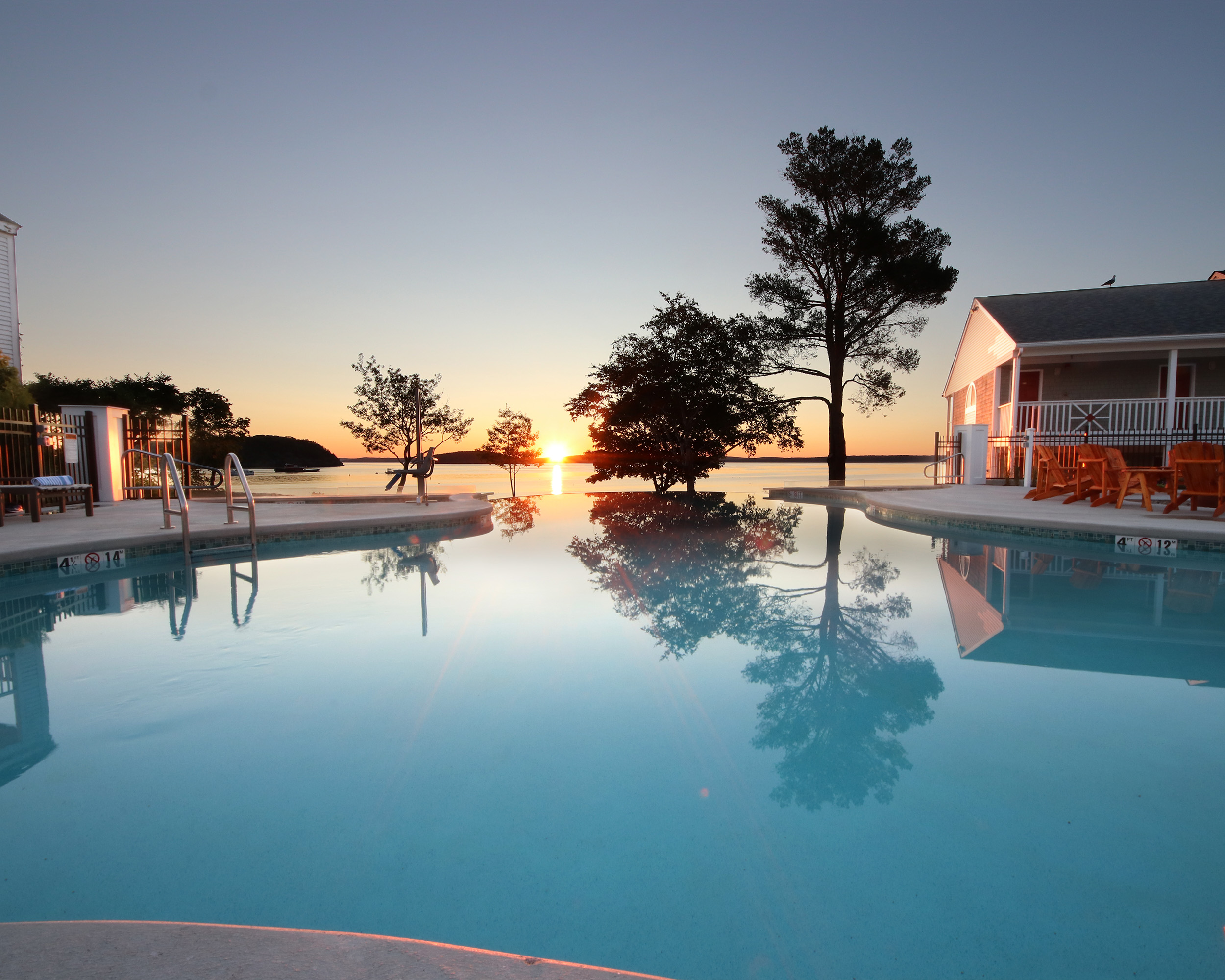 2019-pool - Bar Harbor Inn & Spa Resort